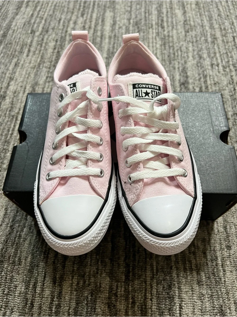 Converse - Low Top Sneakers Pink and White Kids Size 5